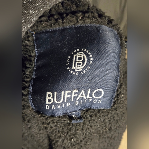 Men's's BUFFALO HOODIE ZIP SWEATER - Picture 4 of 8